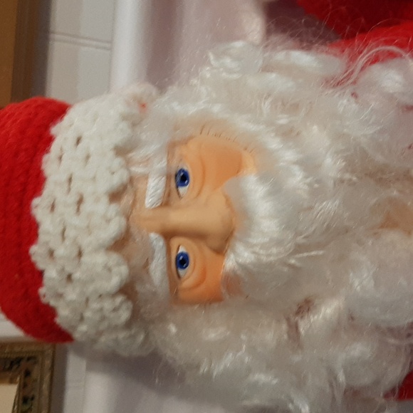 Vintage knitted Santa - Picture 2 of 3